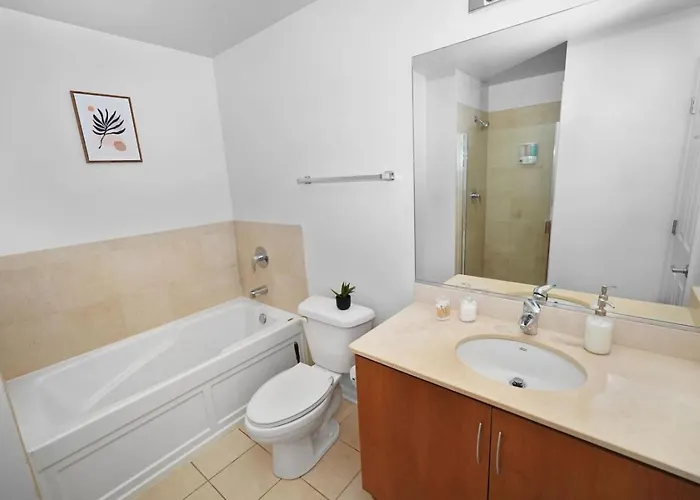Skyline Luxury 19th Floor Retreat Near Grant Park * Chicago